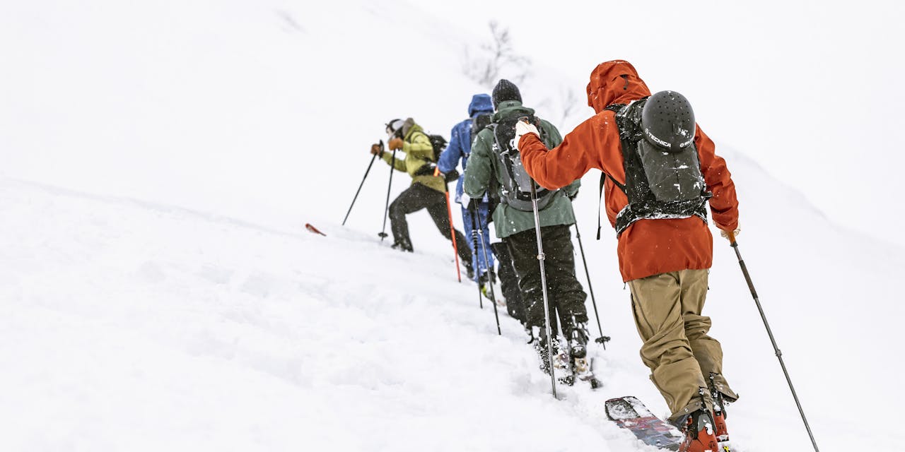 Front Page -Hestra D5A3846